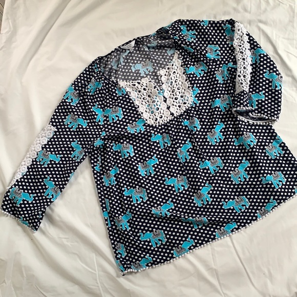 Crown & Ivy Blouse - Picture 1 of 4